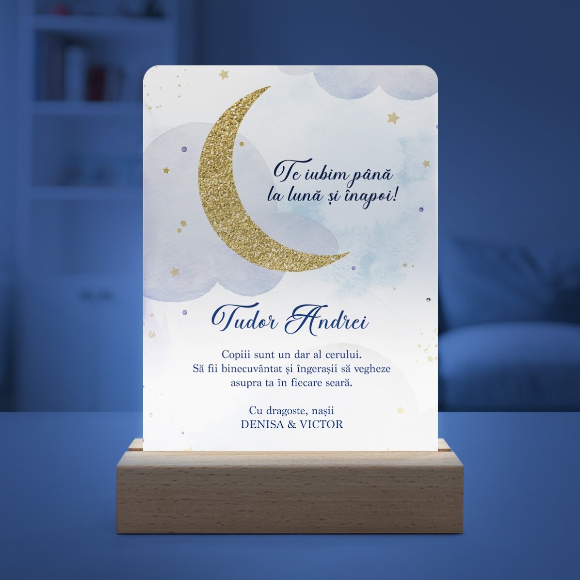 Lampă veghe LED personalizată cu mesaj - To the moon and back