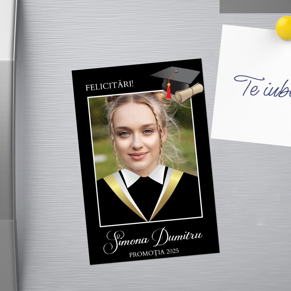 Magnet 10x15 cm personalizat cu o poză și text - Absolvent
