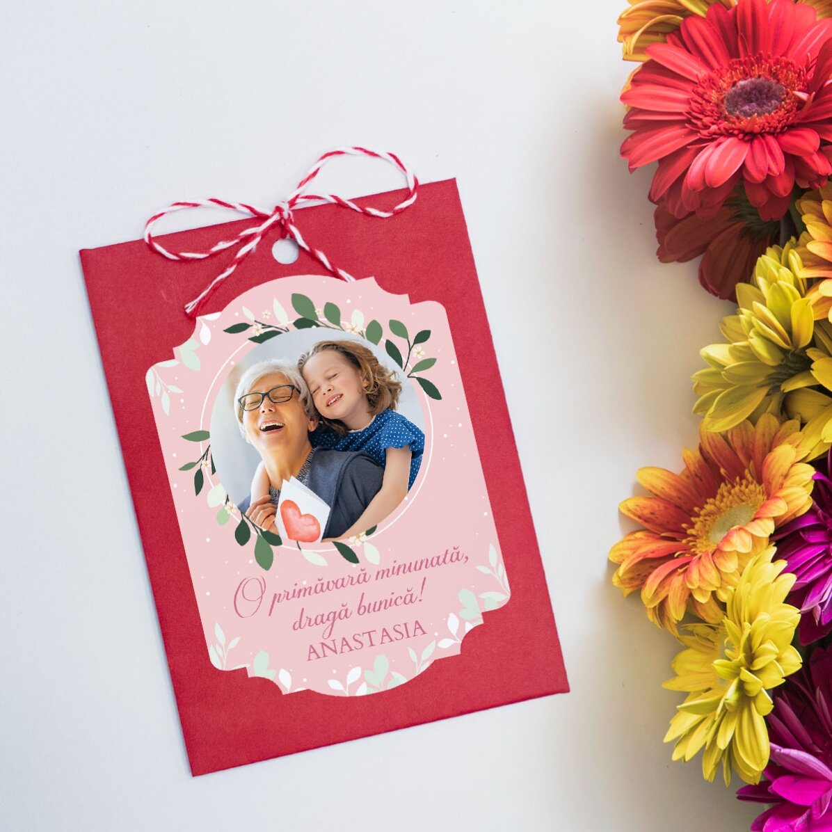 Mărțișor plantabil personalizat cu o poză și mesaj pentru bunică