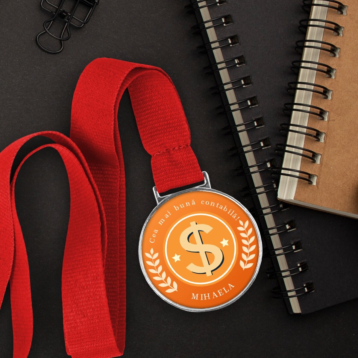 Medalie personalizată cu mesaj - Contabil