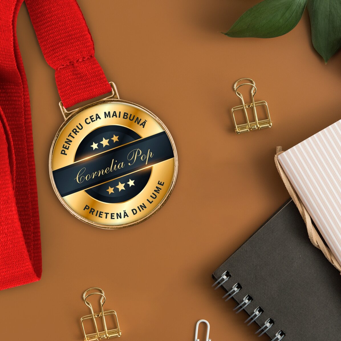 Medalie personalizată cu text - The best