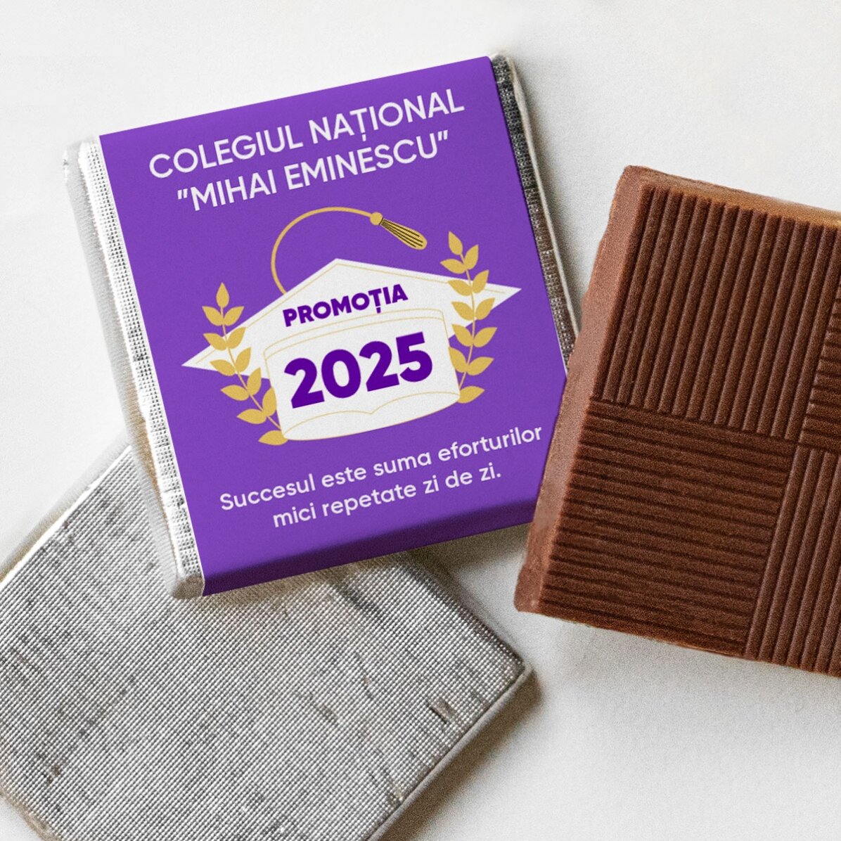 Mini ciocolată personalizată cu mesaj de absolvire