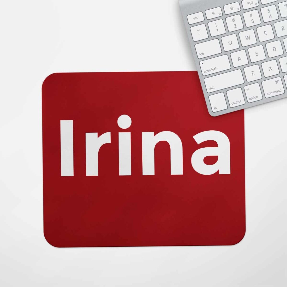 Mouse pad personalizat cu nume și fundal colorat