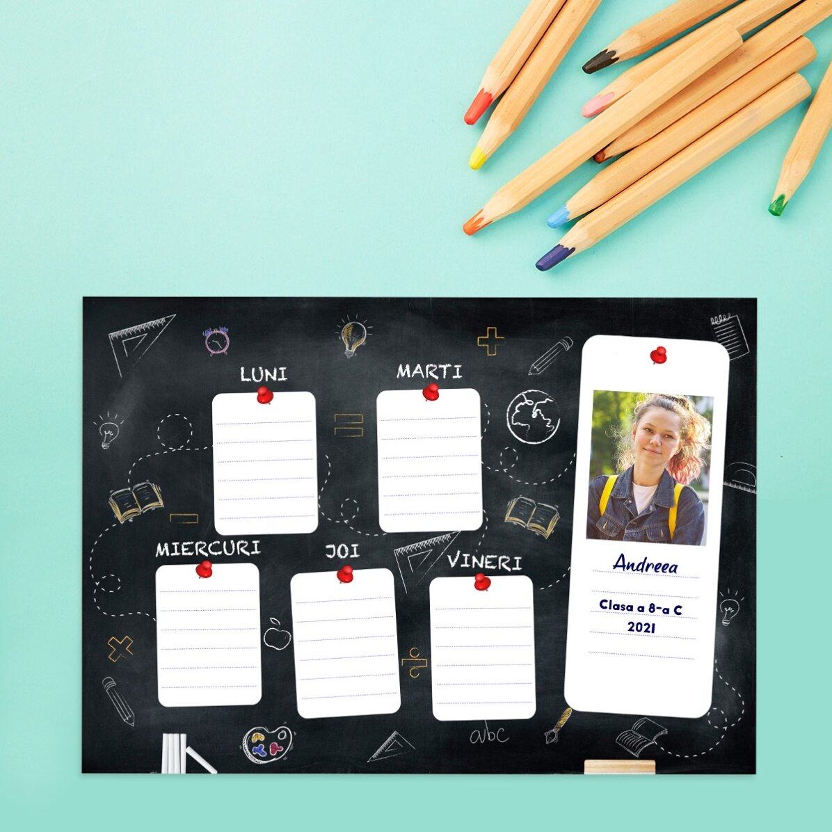 Orar personalizat cu o poză și text - Blackboard