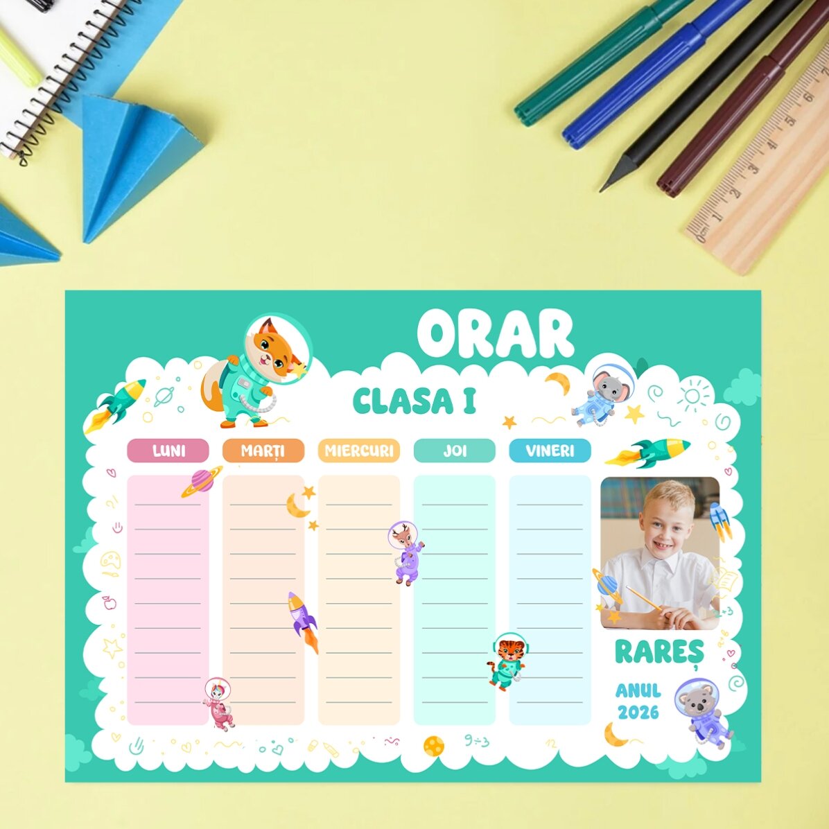 Personalised timetable with text and photo - Young schoolchildren