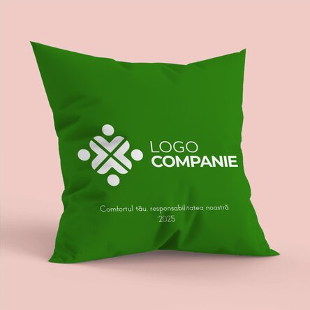 Pernă personalizată cu logo și text, format mare