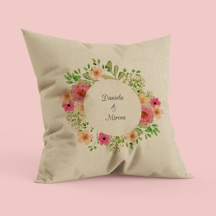 Pernă personalizată cu numele voastre - model decor floral - In