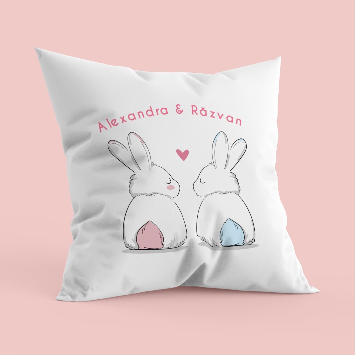 Pernă personalizată cu text - Bunnies in love