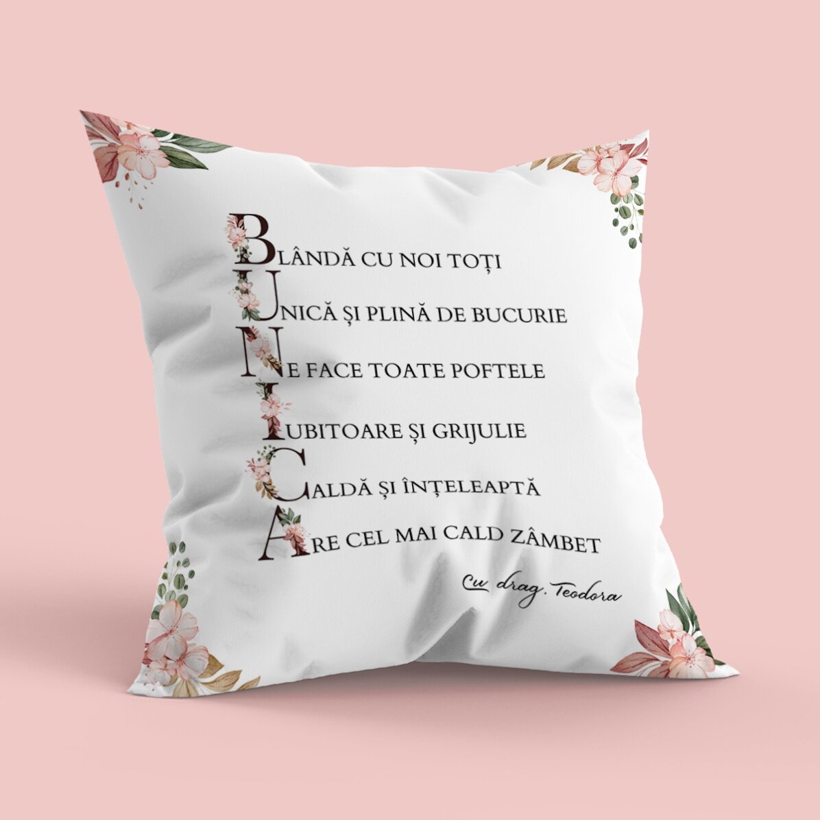 Pernă personalizată cu text - Cum e bunica mea