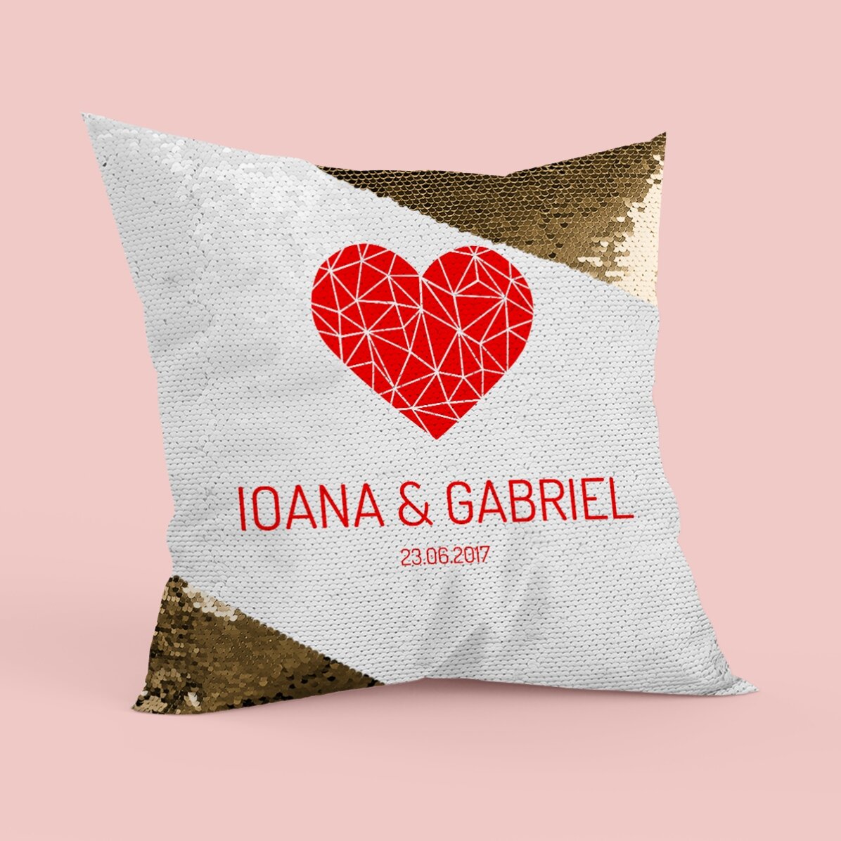 Pernă personalizată - Inimă geometrică - Paiete aurii