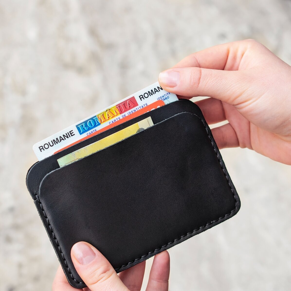 Personalised leather wallet with name - Traditional model