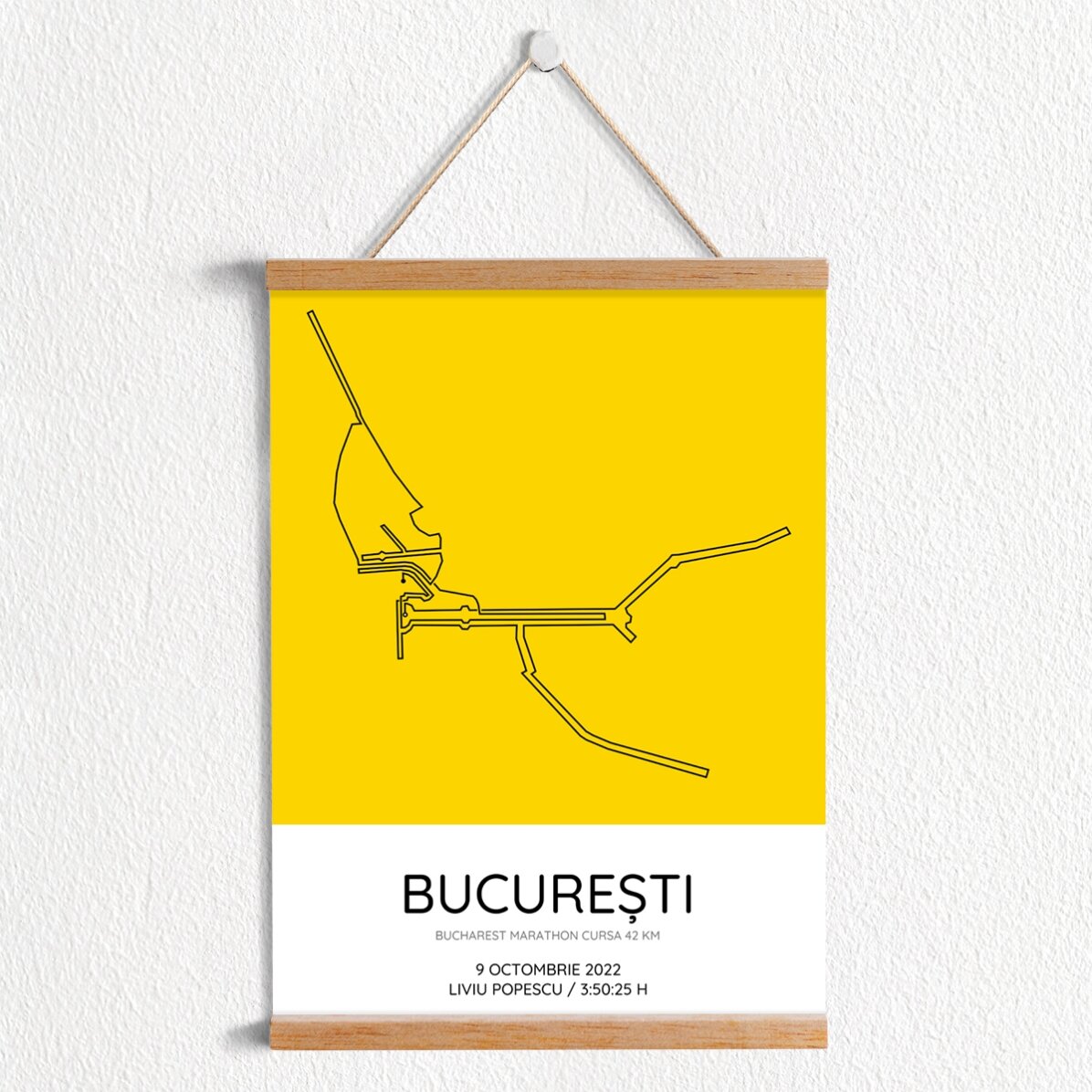 Poster cu agățătoare personalizat cu text - Bucharest Marathon Cursa 42 km