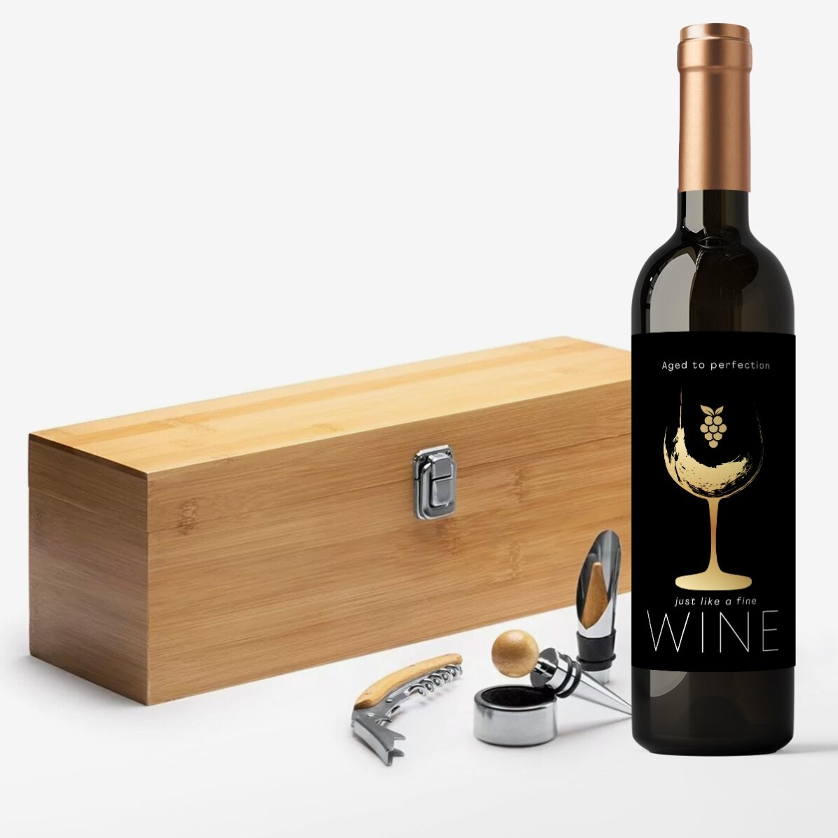 Set cadou sticlă de vin și cutie din bambus cu accesorii