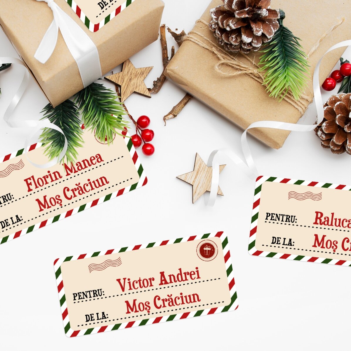 Set de 4 stickere (etichetă autoadezivă) 11x5 cm personalizate cu mesaj - de la Moș Crăciun