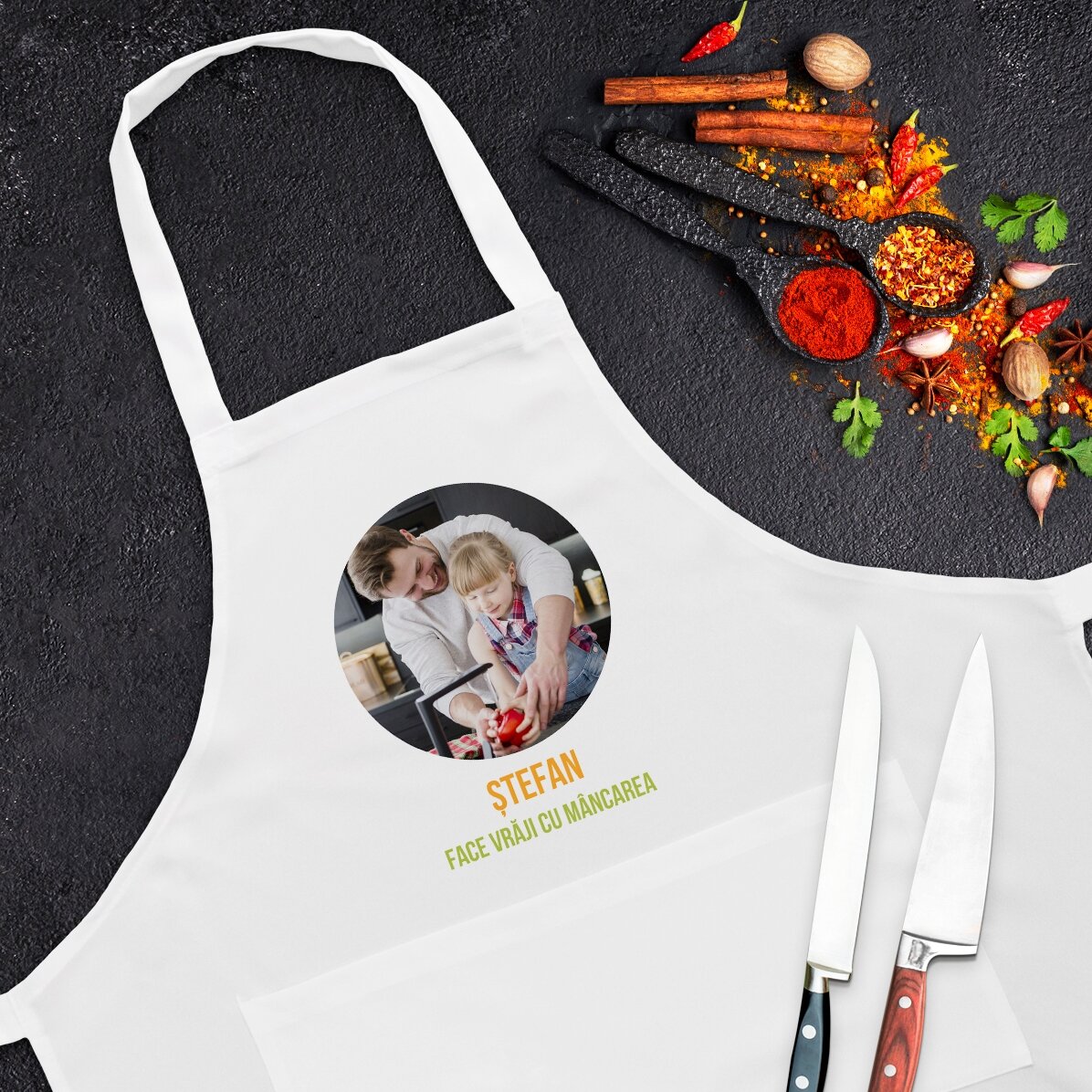 Șorț personalizat cu poză și text - Vrăji în bucătărie