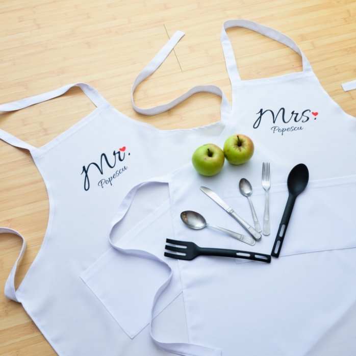 Șorțuri personalizat pentru cuplu - Mr & Mrs
