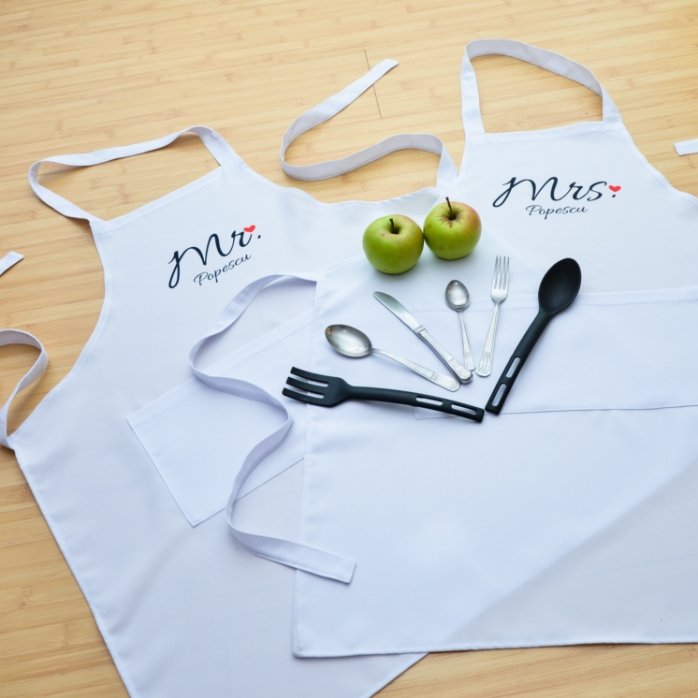 Șorțuri personalizat pentru cuplu - Mr & Mrs