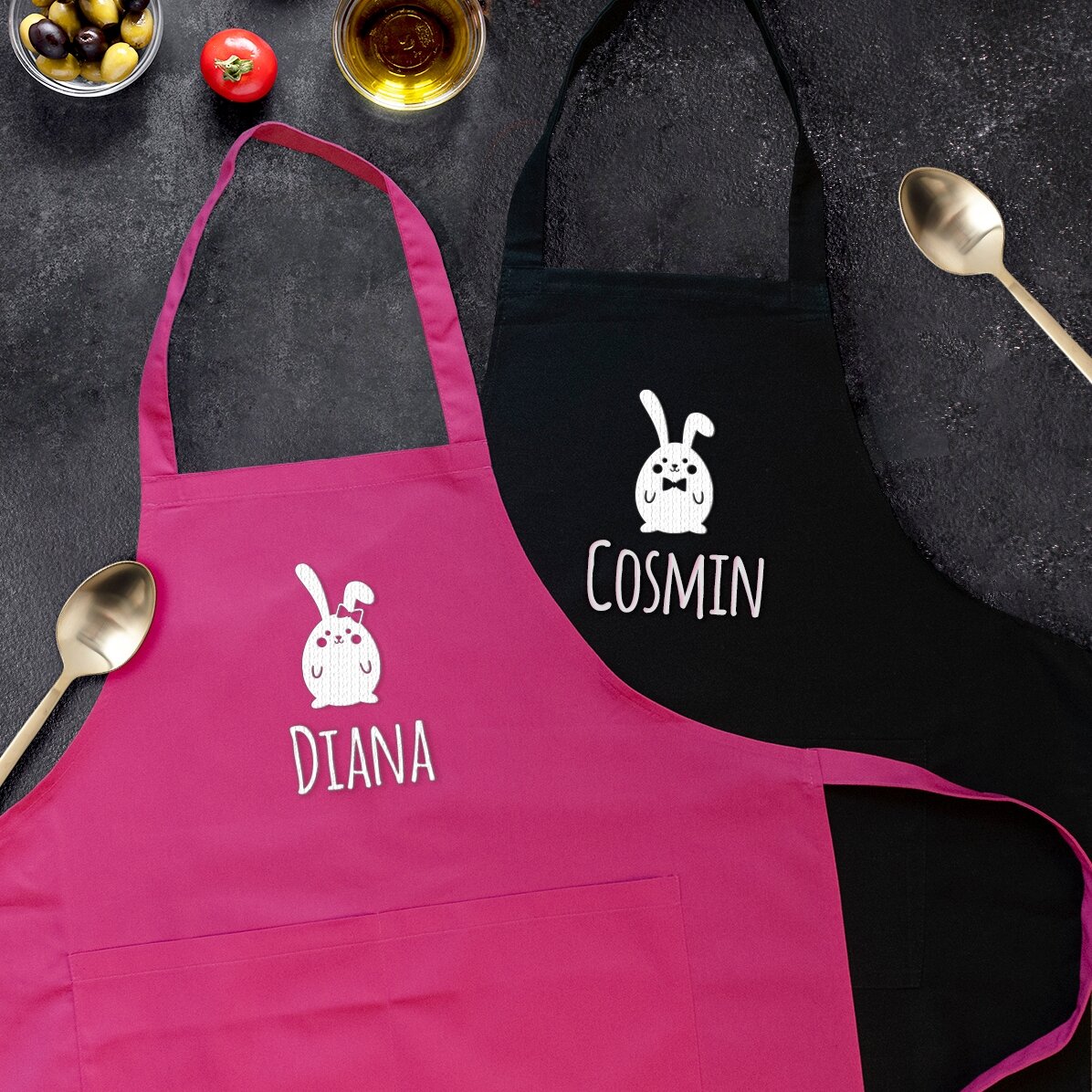 Șorțuri personalizate pentru cuplu - Iepurași