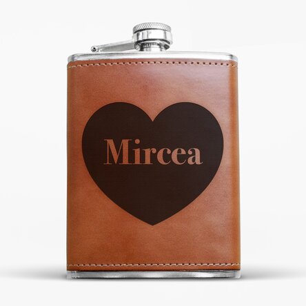 Sticlă de buzunar personalizată îmbrăcată în piele - Inimă