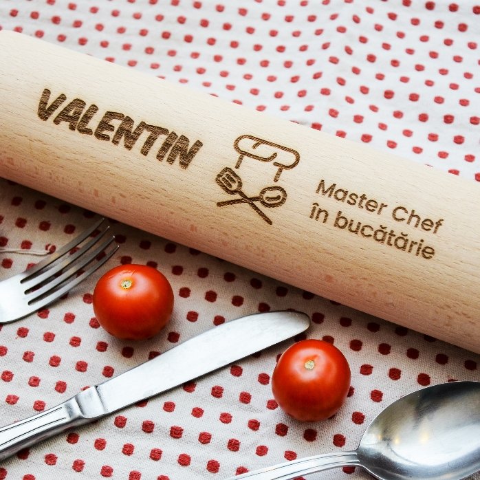 Personalised wooden rolling pin - MasterChef in the kitchen