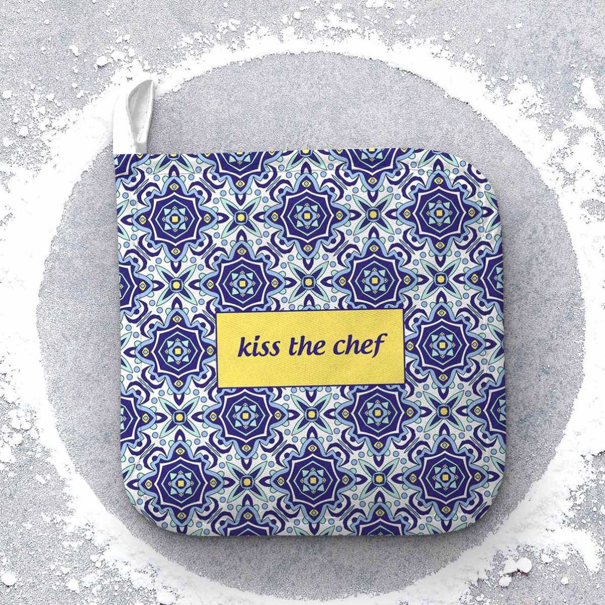 Suport oală fierbinte personalizat cu text - Kiss the chef