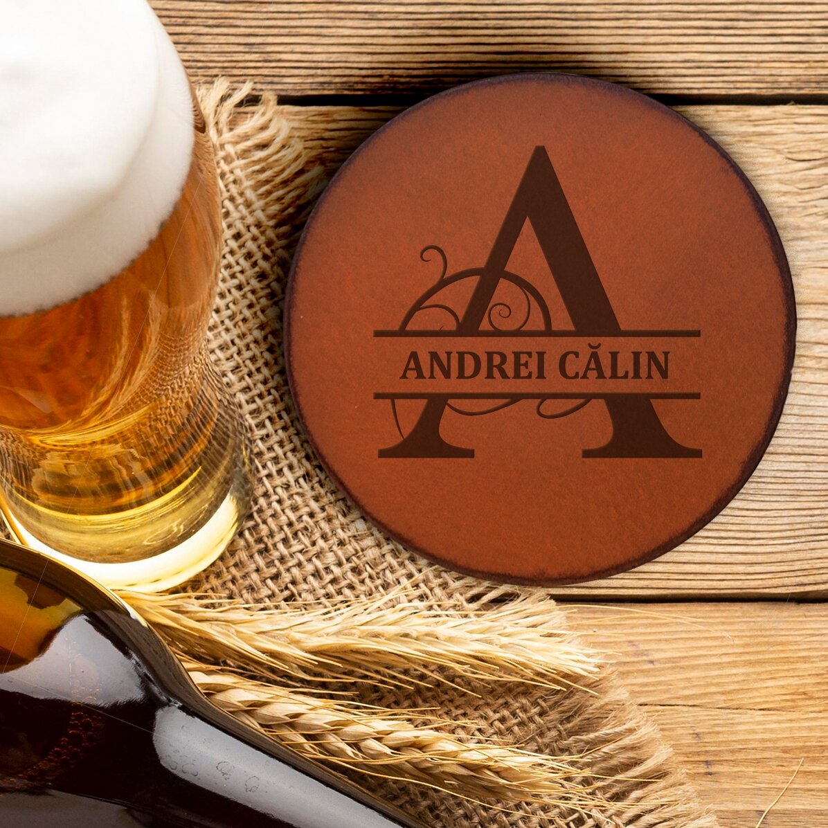 Suport pahar din piele personalizat cu monogramă și text