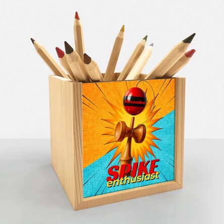 Suport pentru creioane personalizat cu text - Spike Enthusiast