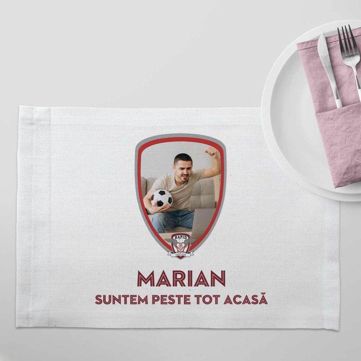 Suport pentru farfurie FC Rapid personalizat cu poză și mesaj