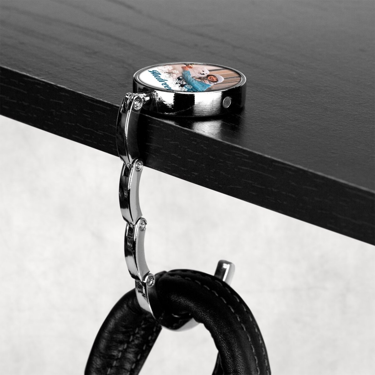 Suport geantă pentru masă personalizat cu o poză și nume - Fulgi de zăpadă