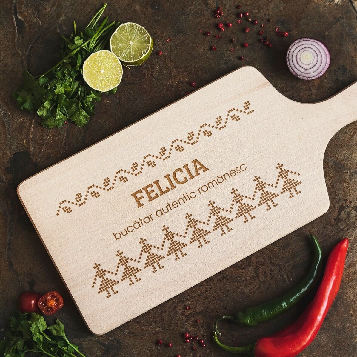 Tocător personalizat autentic românesc