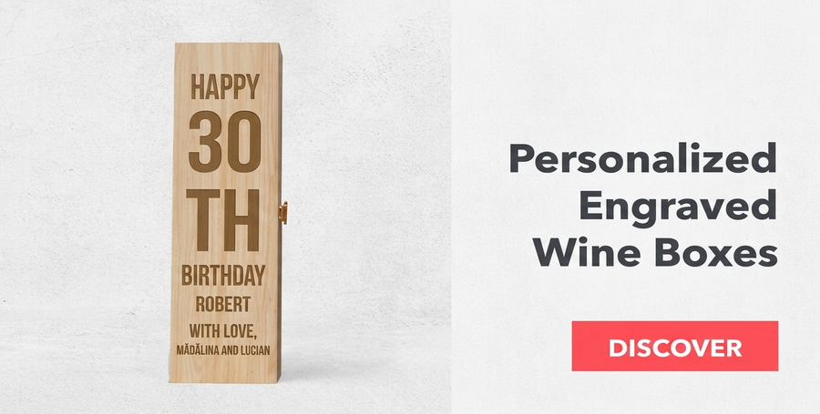 Engraved wine boxes