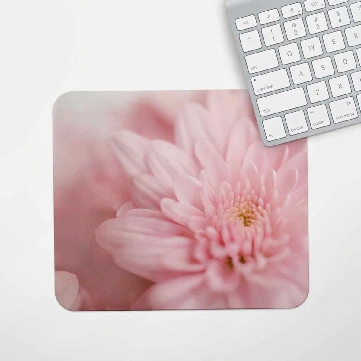 Personalised mouse pad with flower