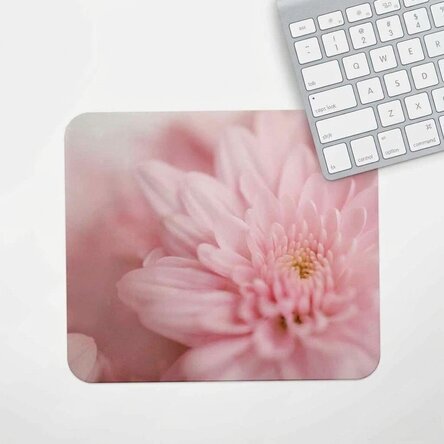 Personalised mouse pad with flower