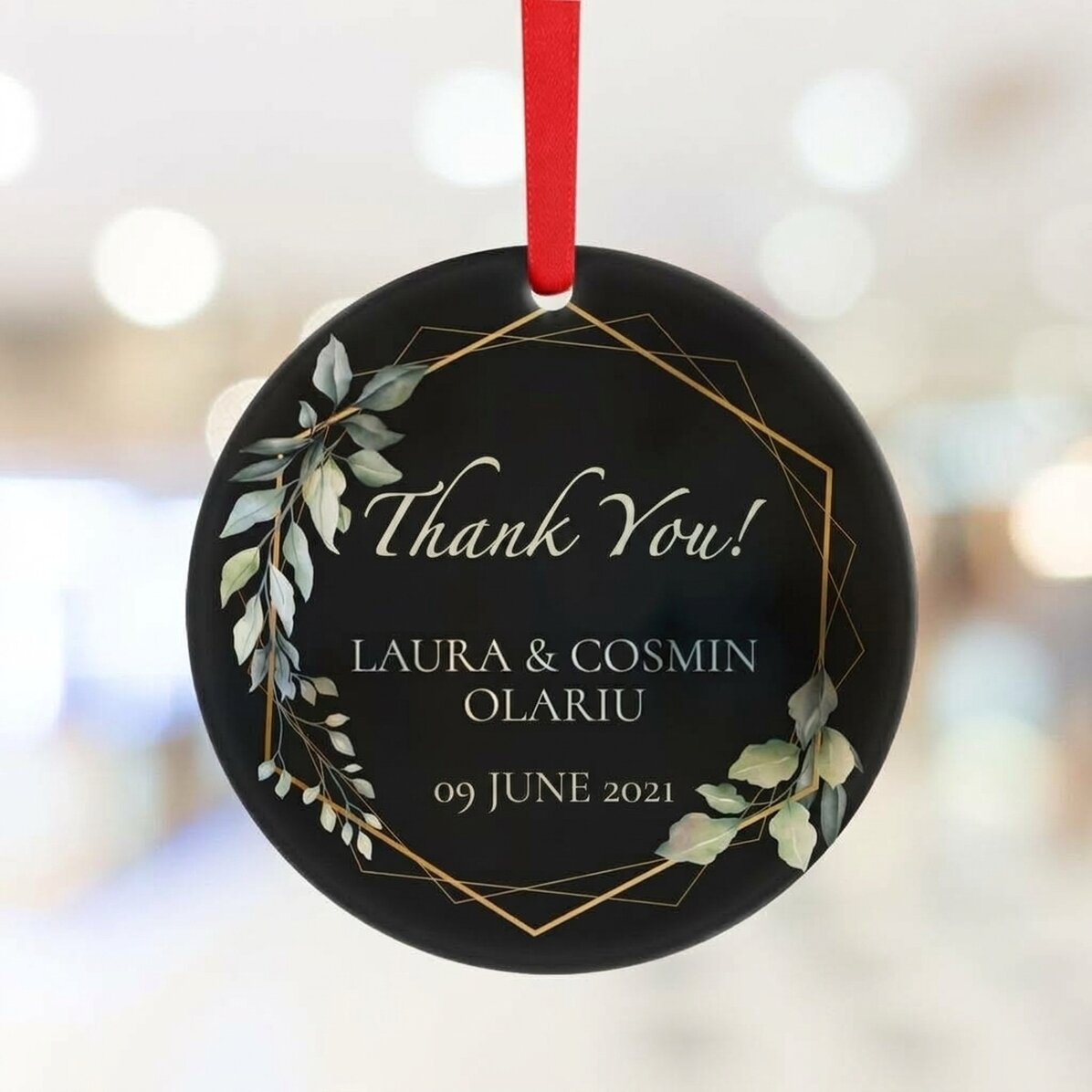 Personalised round ornament with text - Thank you (black)