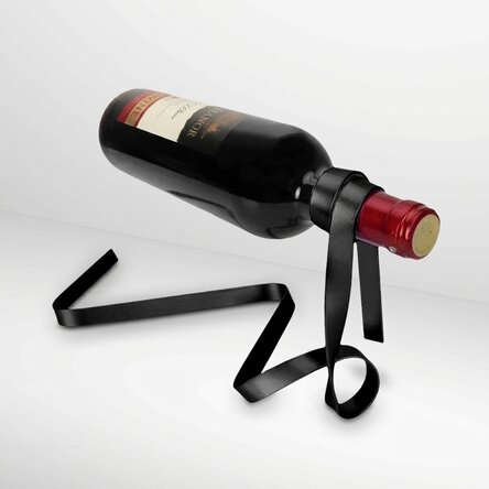 Wine bottle holder