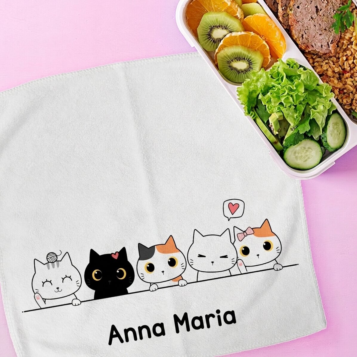 Personalised towel with text for children - Kittens