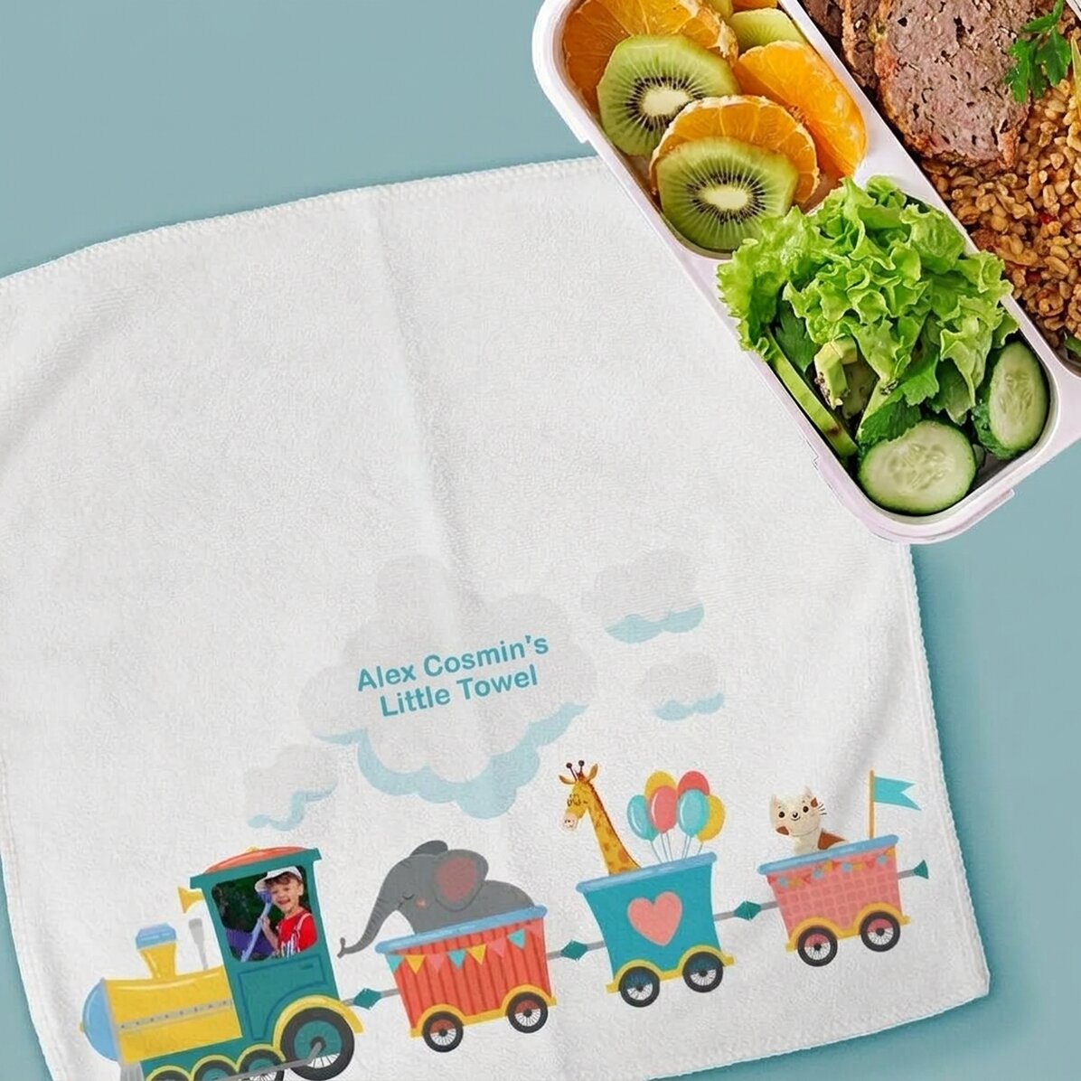 Personalised towel with name and photo - Train
