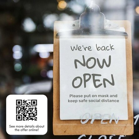Personalised plaque with QR code and text