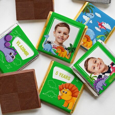 Set of 5 mini chocolates personalised with photos and text - Dinosaurs