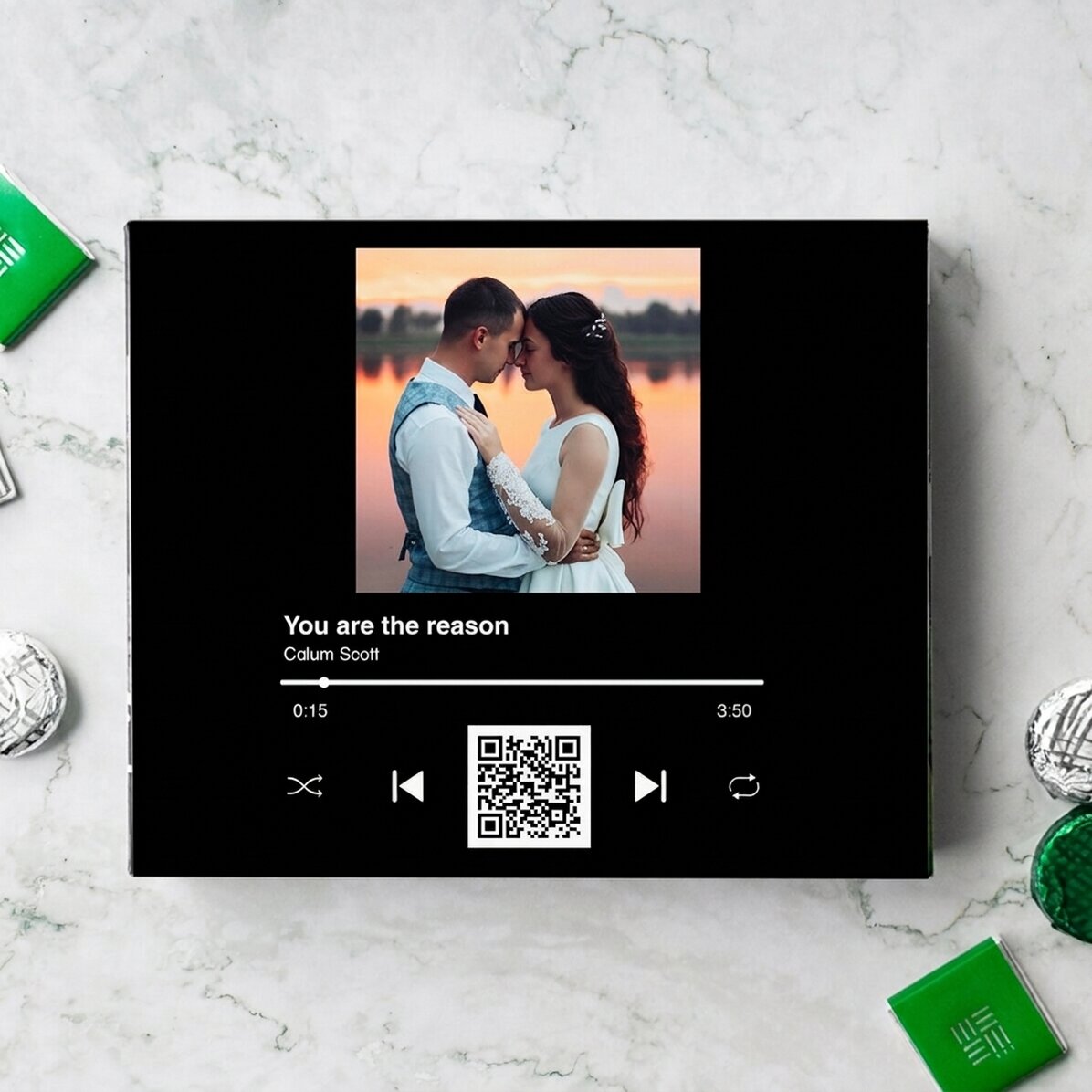 Personalised box of chocolates with a photo, text and QR code - Our melody
