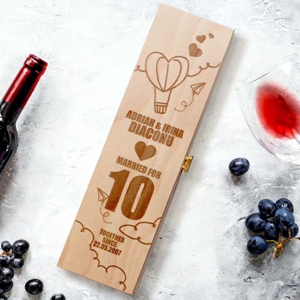 Personalised wine box for wedding anniversary