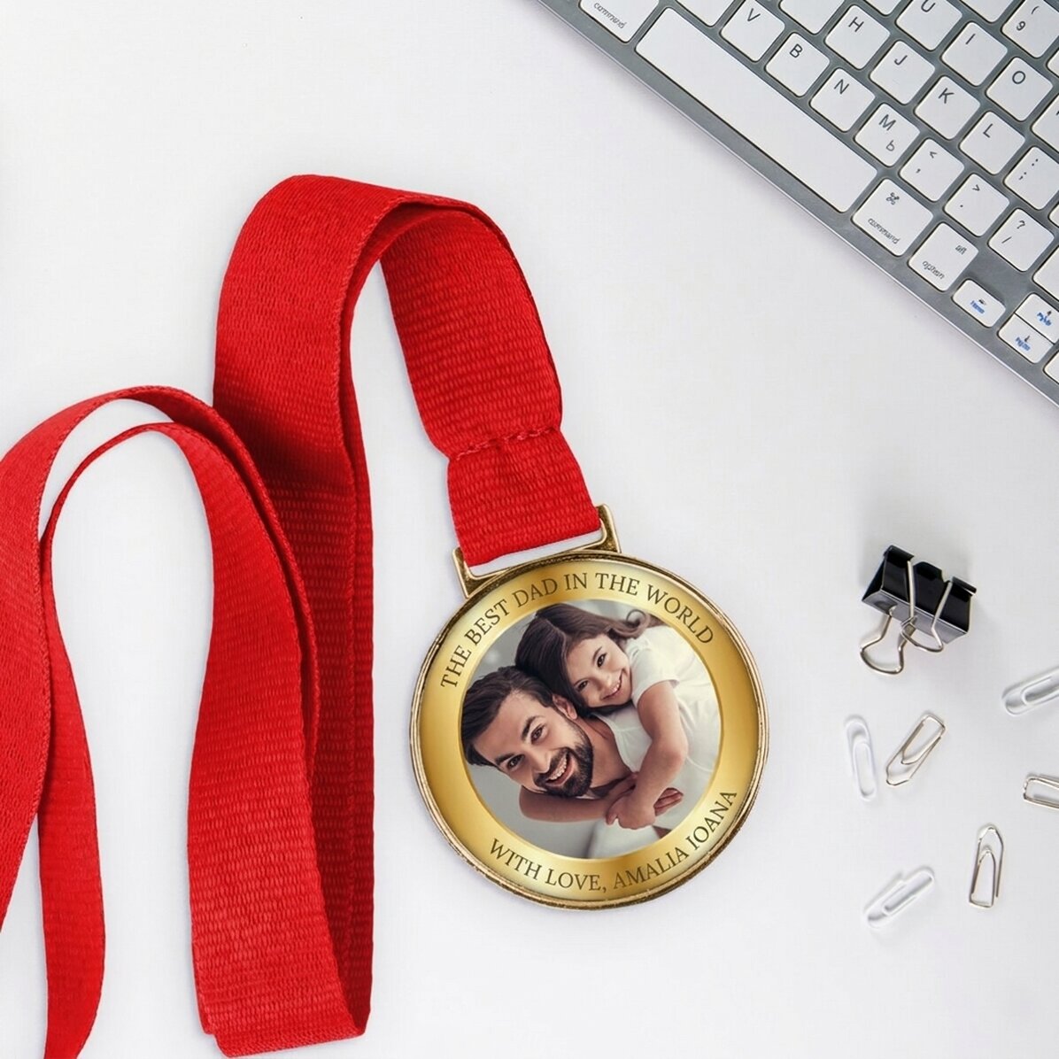 Personalised medal with a photo and text