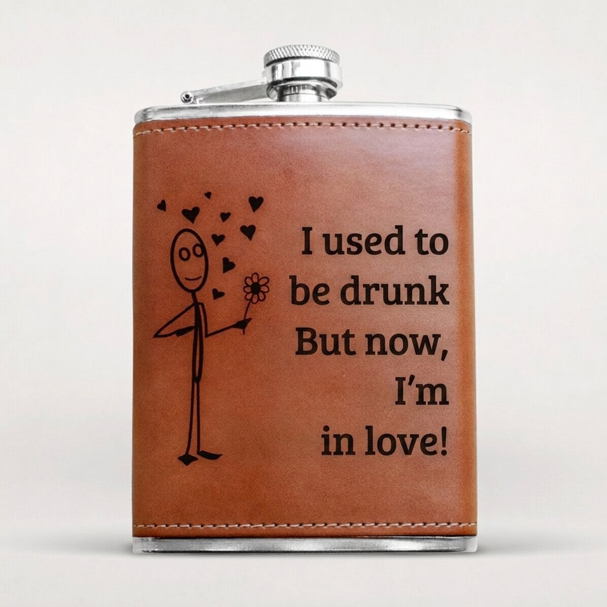Leather-covered pocket flask personalised with message - In love