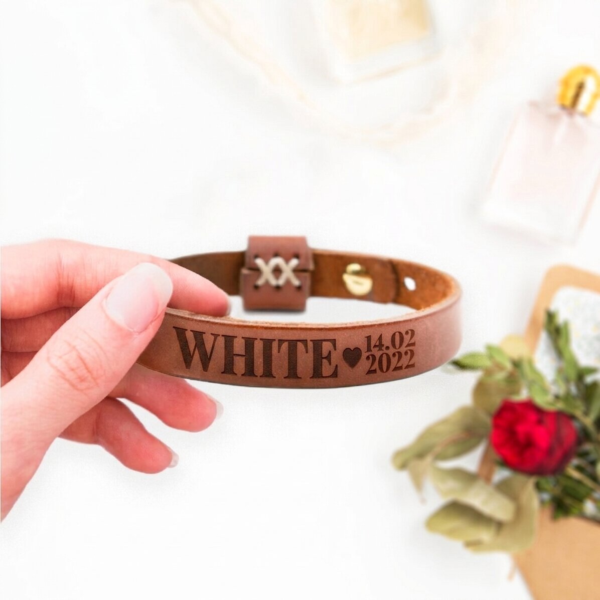 Personalised leather bracelet with name and date - Heart