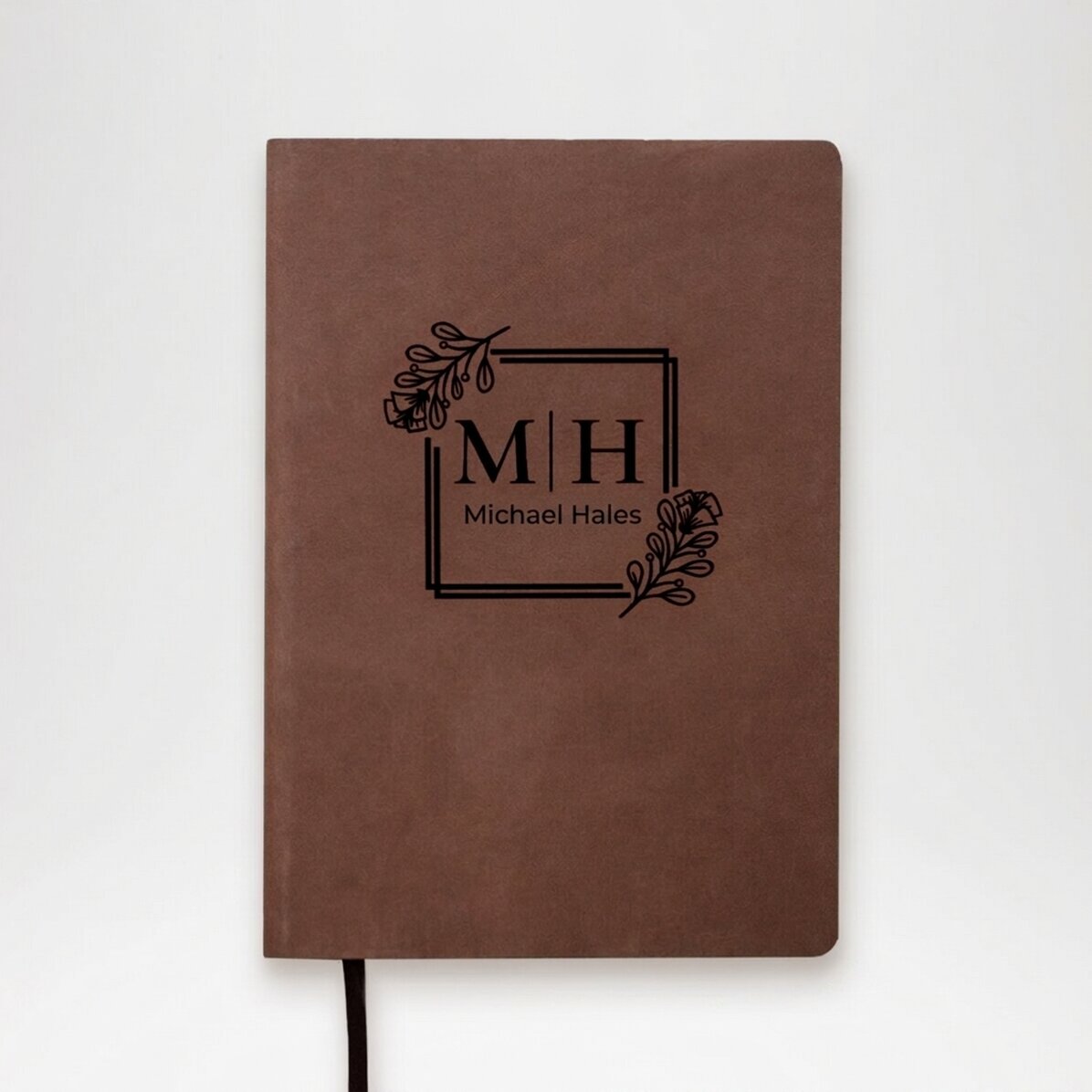 Personalised leather diary with initials and name - Elegant