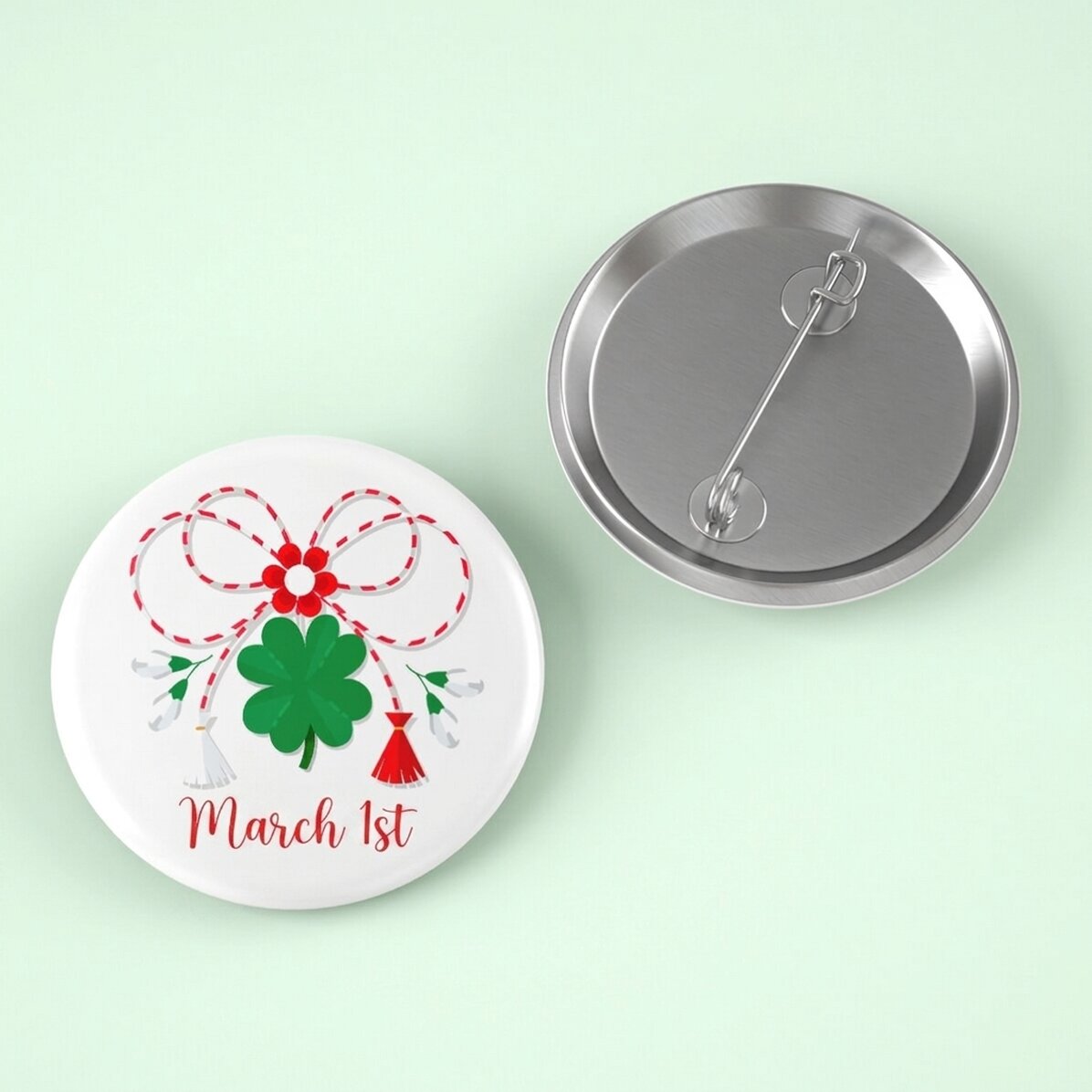 Personalised badge with clover text