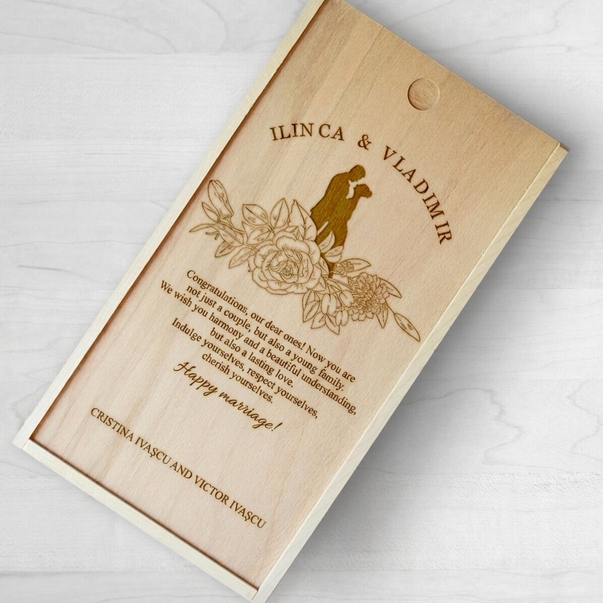 Personalised wooden gift box with message - Wedding gift