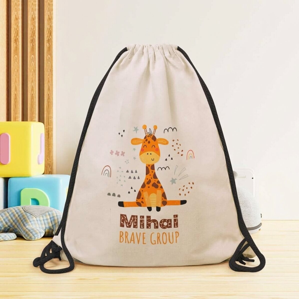 Personalised backpack with name - Giraffe