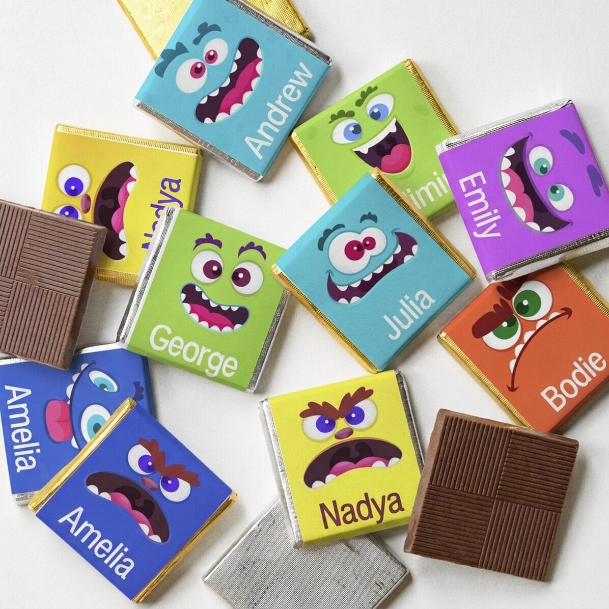 Set of 10 mini chocolates personalised with text - Monstruleti