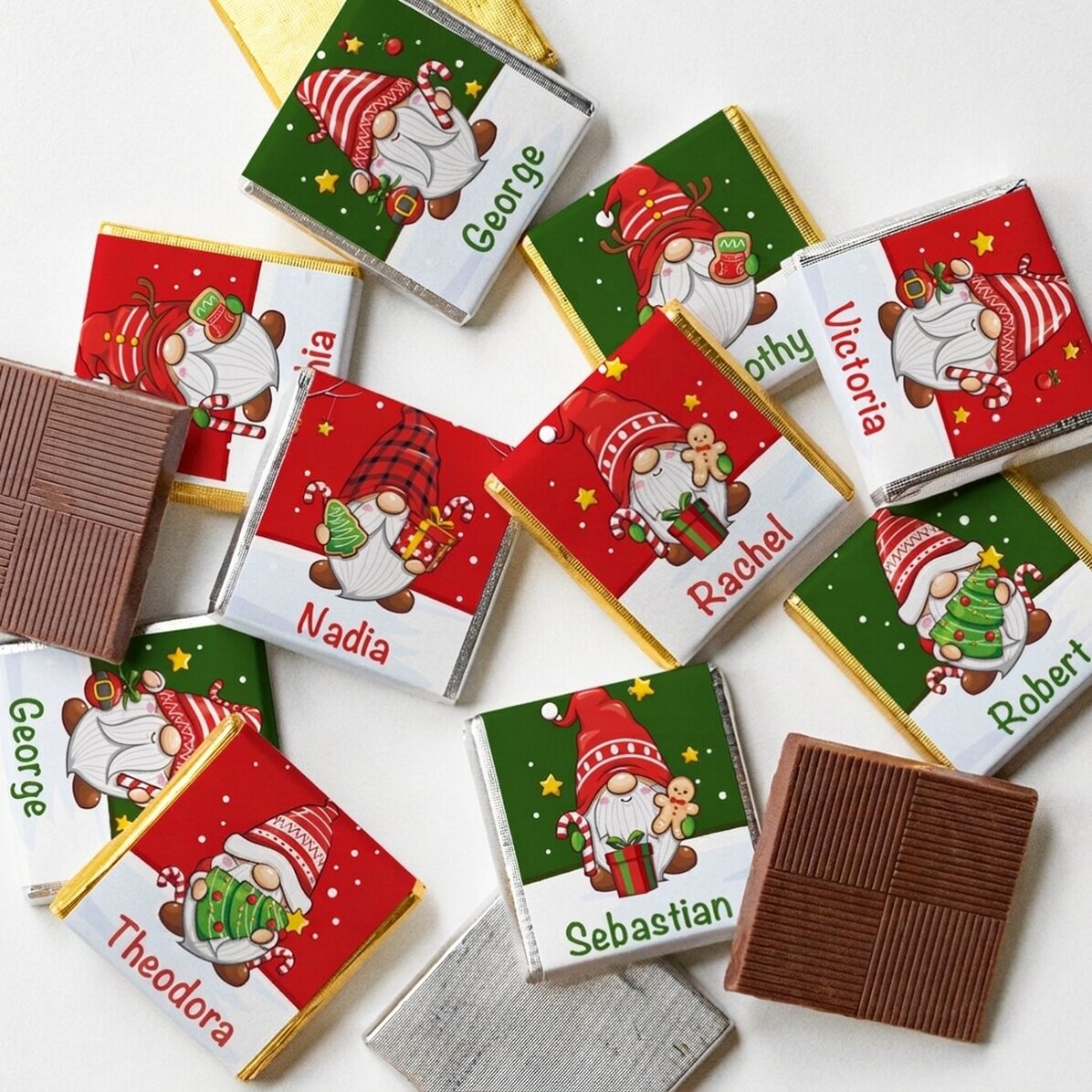 Set of 10 mini chocolates personalised with names - Christmas gnomes